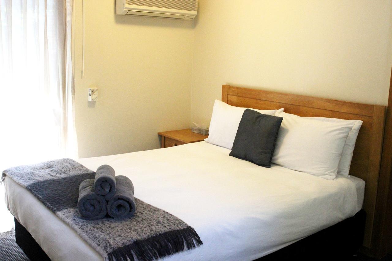 Henry'S Quirindi Hotel Kültér fotó